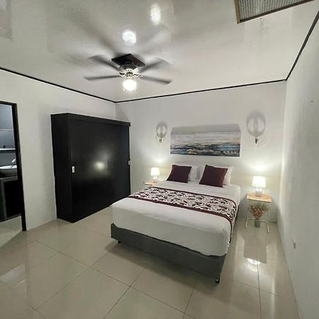 Apartamentos Cielo #1, Airport Juan Santamaria Алахуэла Экстерьер фото